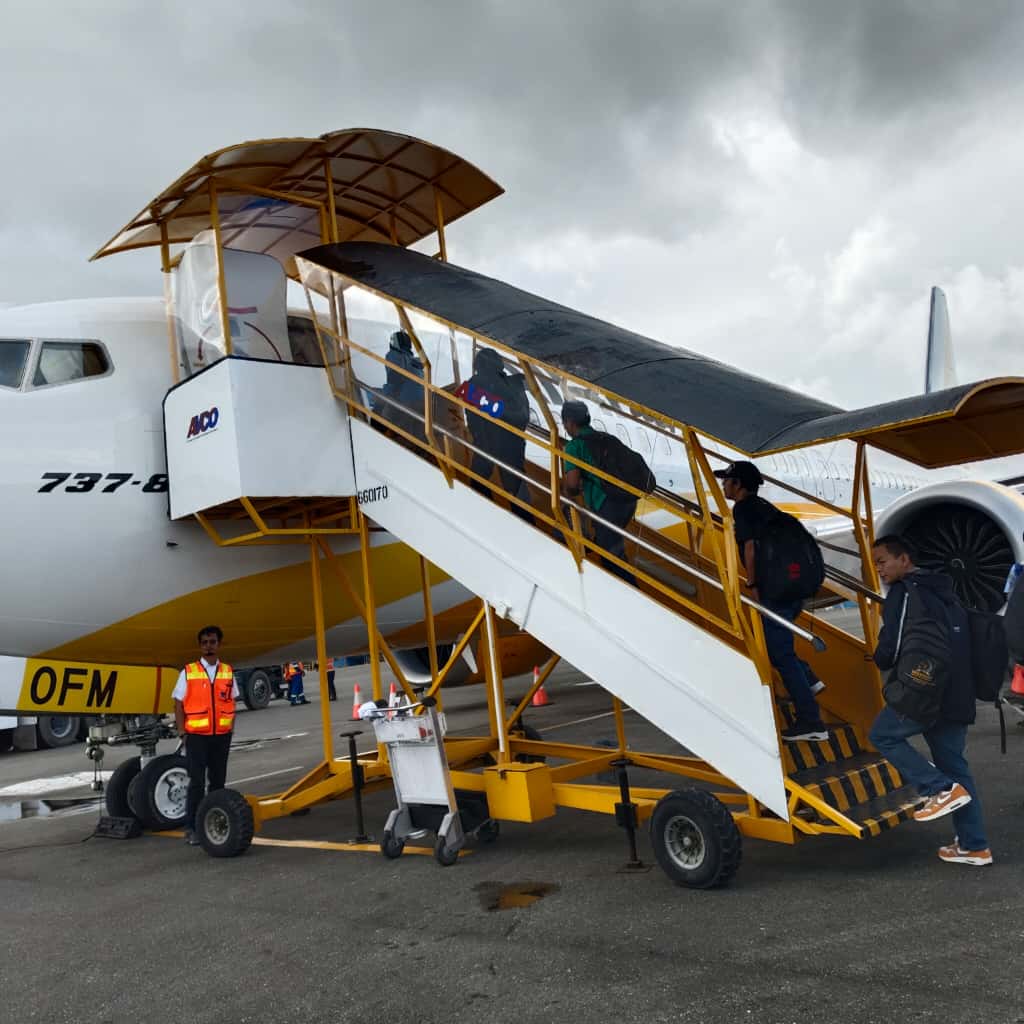 foto saat sebelum naik ke pesawat Airfast Indonesie